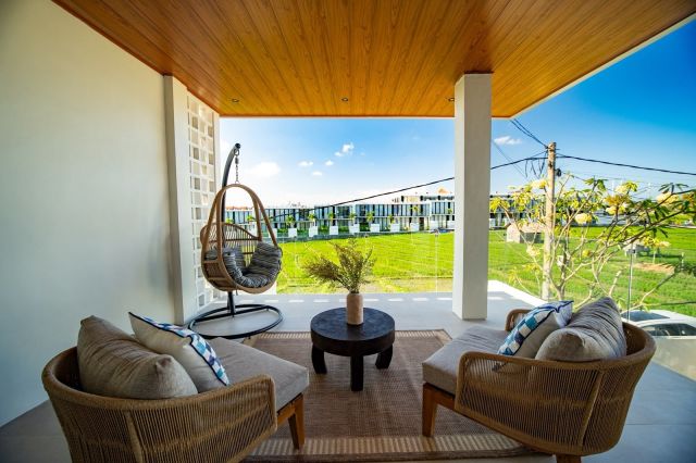Modern Tropical Villa in Canggu Berawa – Paddy Field View, Freehold or Leasehold - Image 9