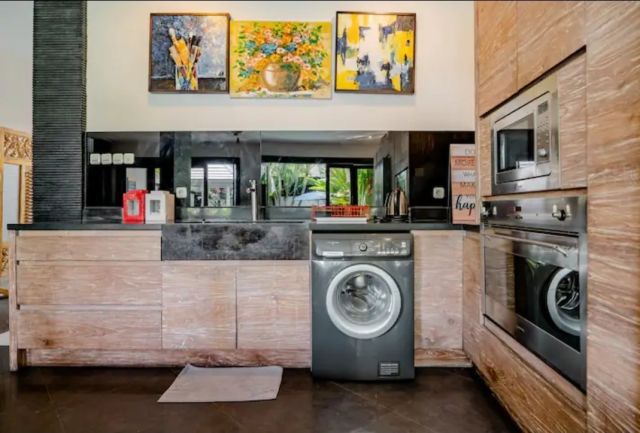 Modern 4-Bedroom Villa in Nelayan Canggu – Price Drop, Freehold - Image 16