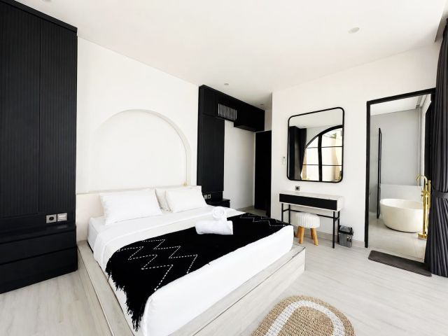 Modern Minimalist Villa in Pererenan, Canggu (VCM098) - Image 21
