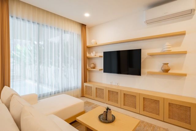 Brand New Freehold Villa in Kerobokan, Bali – 3BR with Private Pool - Image 17