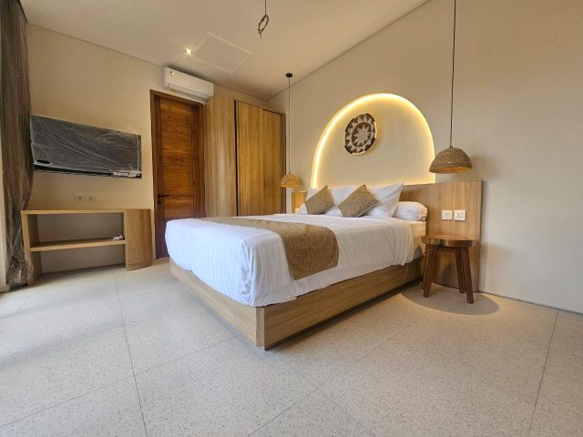 Brand New Modern Mediterranean Villa in Semer, Near Umalas Kerobokan, Bali - Image 5
