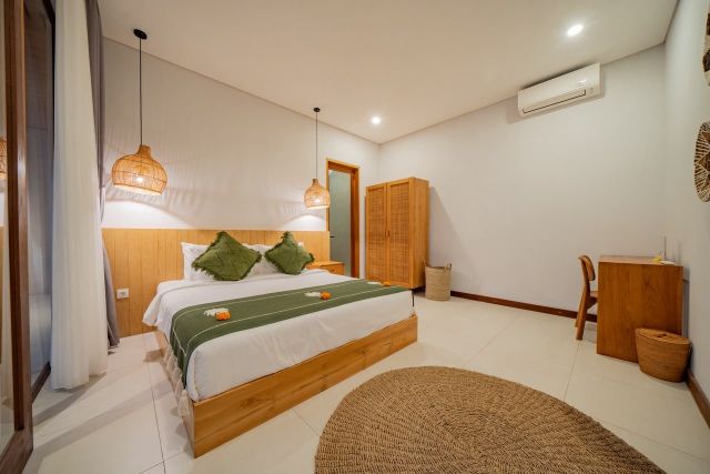 Luxury Tropical Villa in Pererenan, Canggu, Bali - Image 23