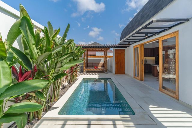 New 3-Villa Compound for Sale in Nusa Dua, Bali - Image 11