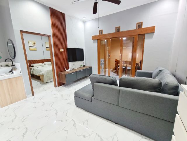 Ready-to-Occupy Fully Furnished House in Nusa Dua, Bali - Image 12