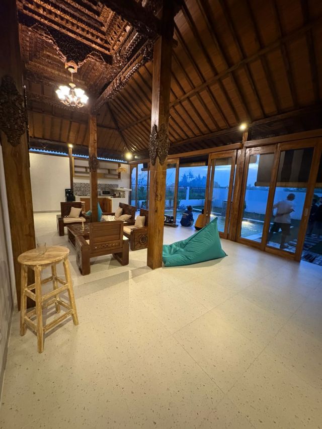 Joglo-Style Single-Story Villa in Kedungu, Bali - Image 3