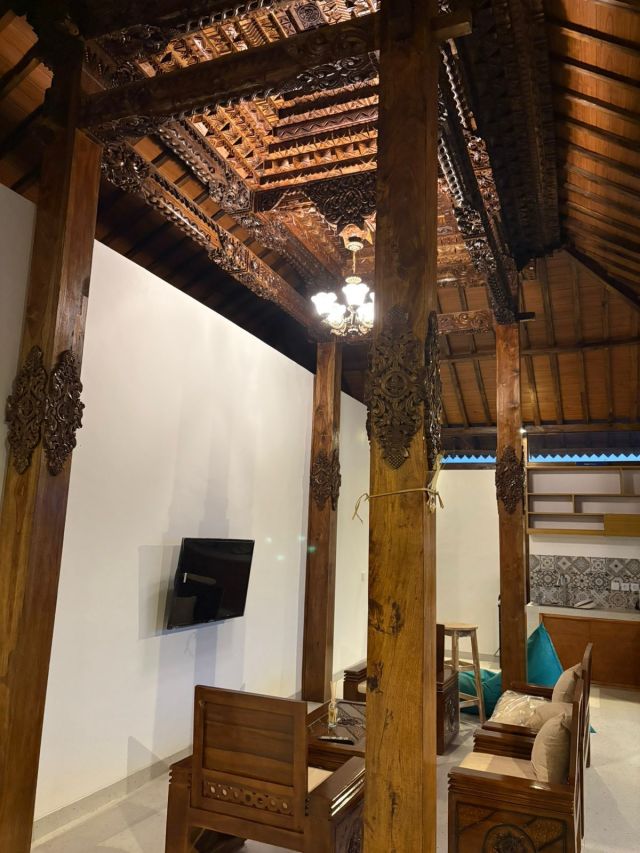 Joglo-Style Single-Story Villa in Kedungu, Bali - Image 9