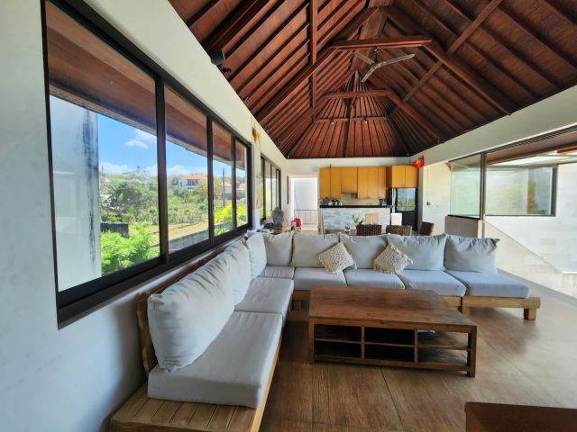 Luxury Ocean View Villa in Ungasan, Bali - Image 11