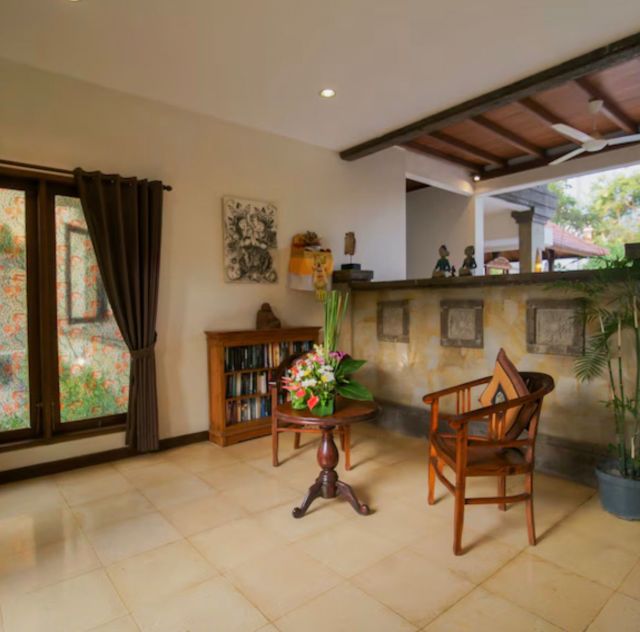 Freehold Villa in Batu Belig, Bali - Image 3
