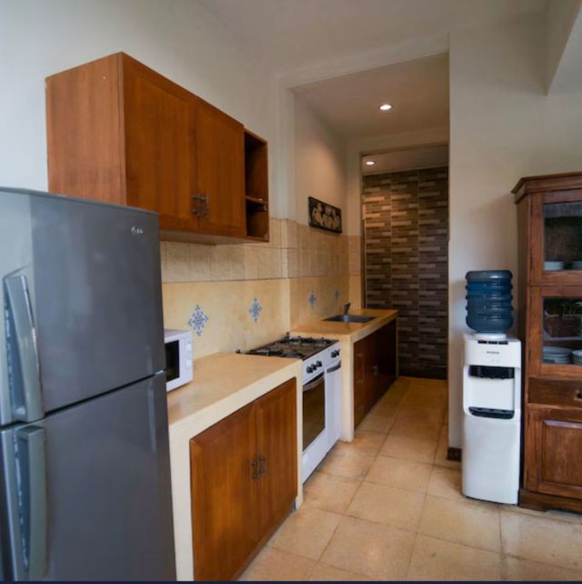 Freehold Villa in Batu Belig, Bali - Image 7
