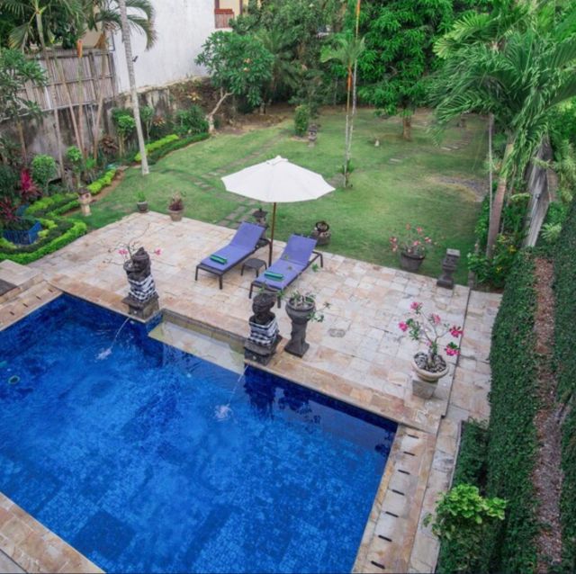 Freehold Villa in Batu Belig, Bali - Image 10
