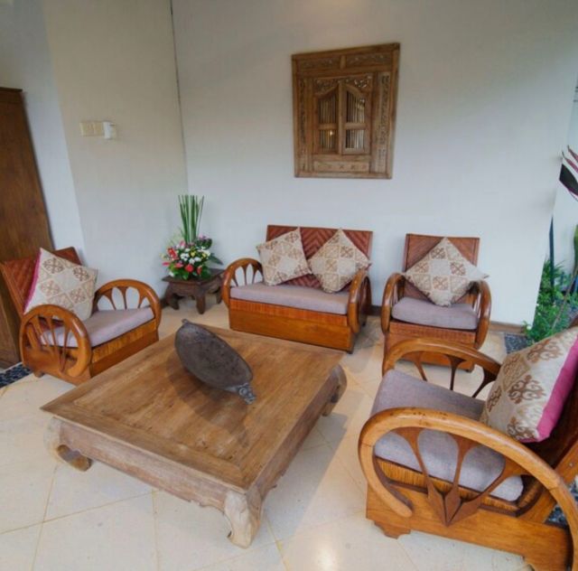 Freehold Villa in Batu Belig, Bali - Image 14