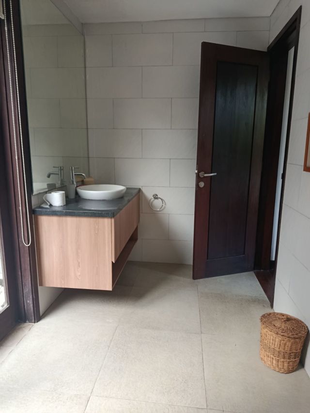 Rare Pre-Owned Villa in Tibubeneng, Canggu, Bali - Image 3