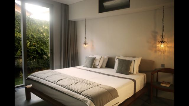 Freehold Villa on Main Road in Berawa, Canggu, Bali - Image 6