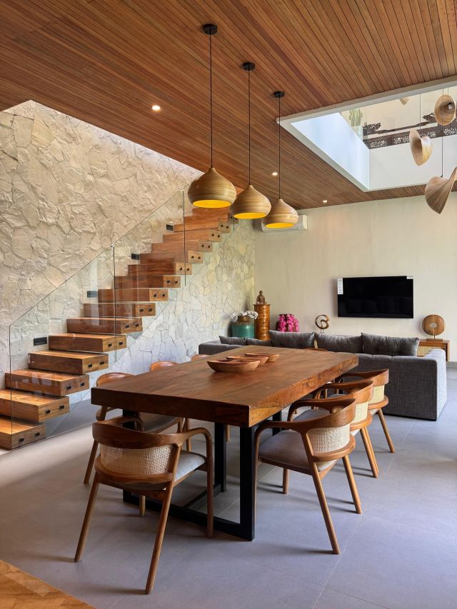 Luxury 5-Bedroom Villa in Batu Bolong, Canggu, Bali - Image 5
