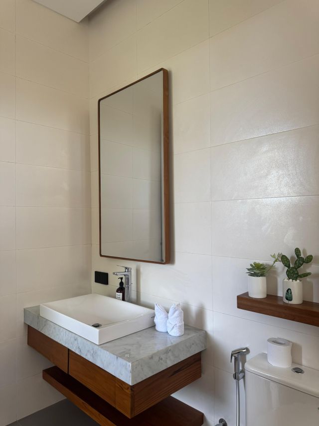 Luxury 5-Bedroom Villa in Batu Bolong, Canggu, Bali - Image 20