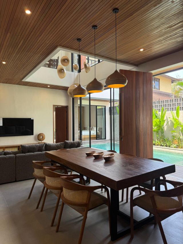 Luxury 5-Bedroom Villa in Batu Bolong, Canggu, Bali - Image 25