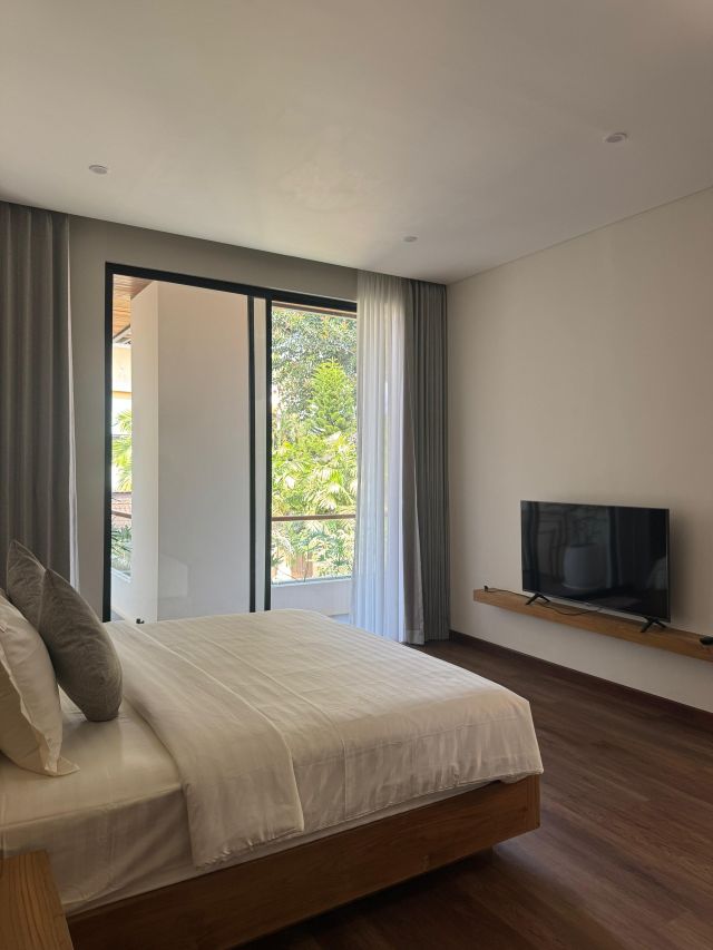 Luxury 5-Bedroom Villa in Batu Bolong, Canggu, Bali - Image 34