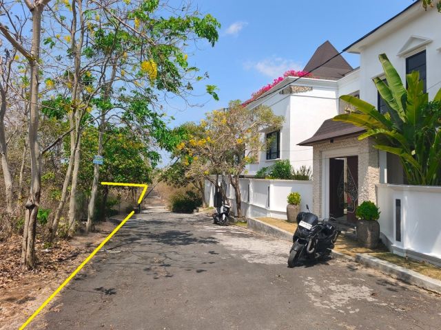 Exclusive 60-Are Freehold Land Near Balangan Beach, Bali - Image 10