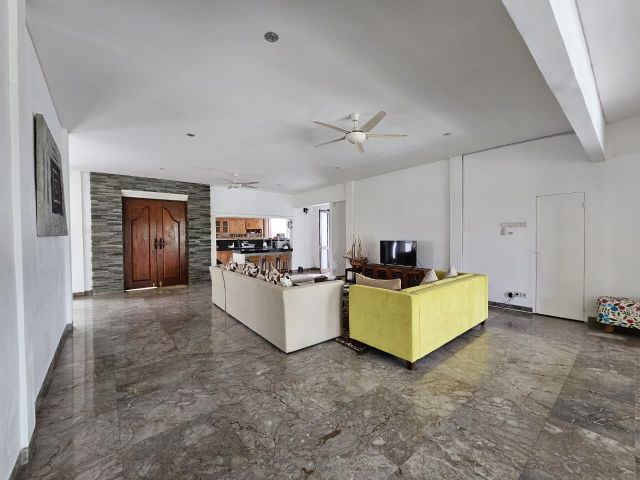 Colonial Design 5-Bedroom Villa Near Tumbakbayuh, Canggu - Image 19