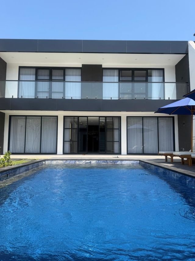 Freehold Brand New Villa in Seminyak - Image 1