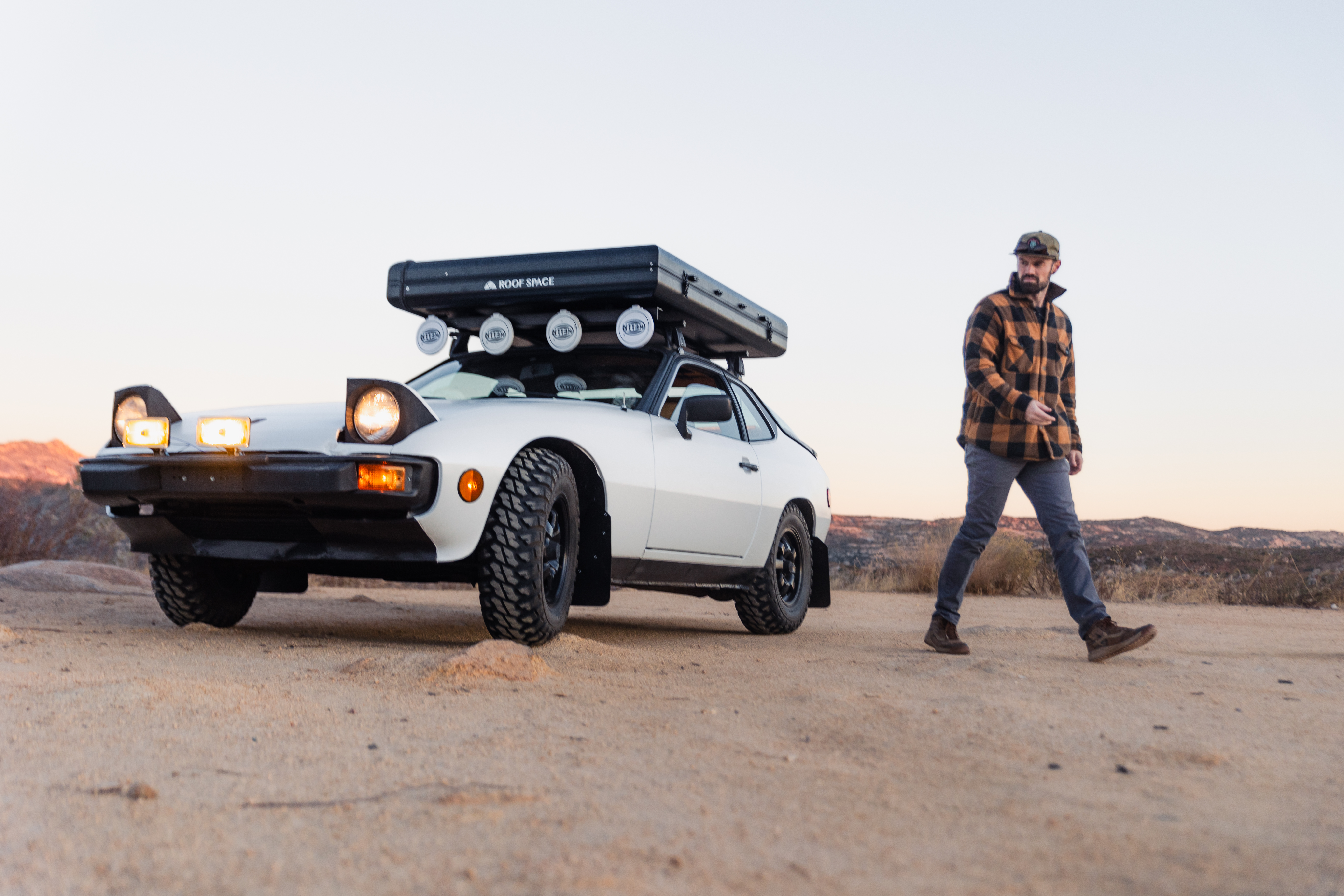 Porsche 924 safari