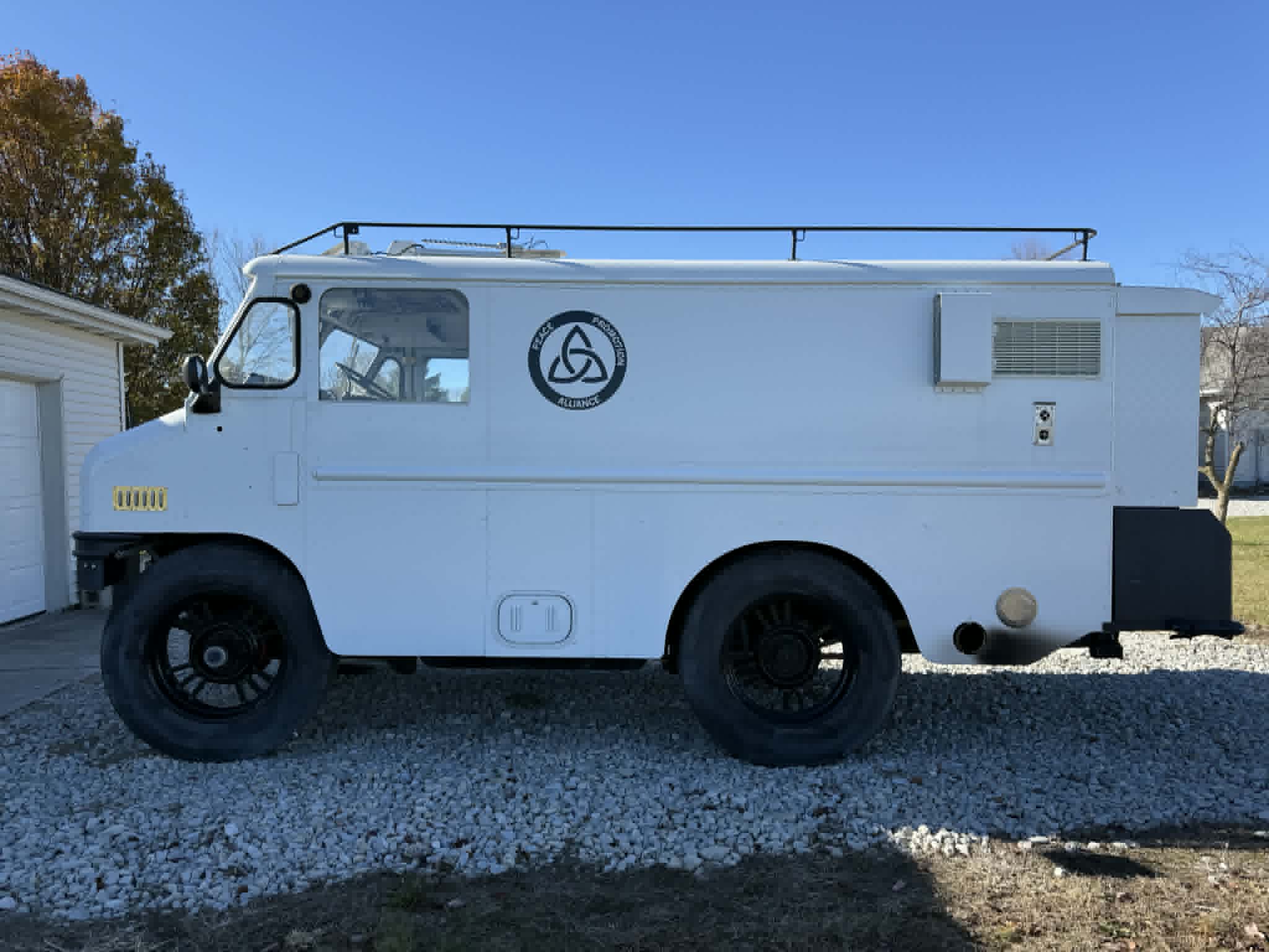 1987 gmc p30