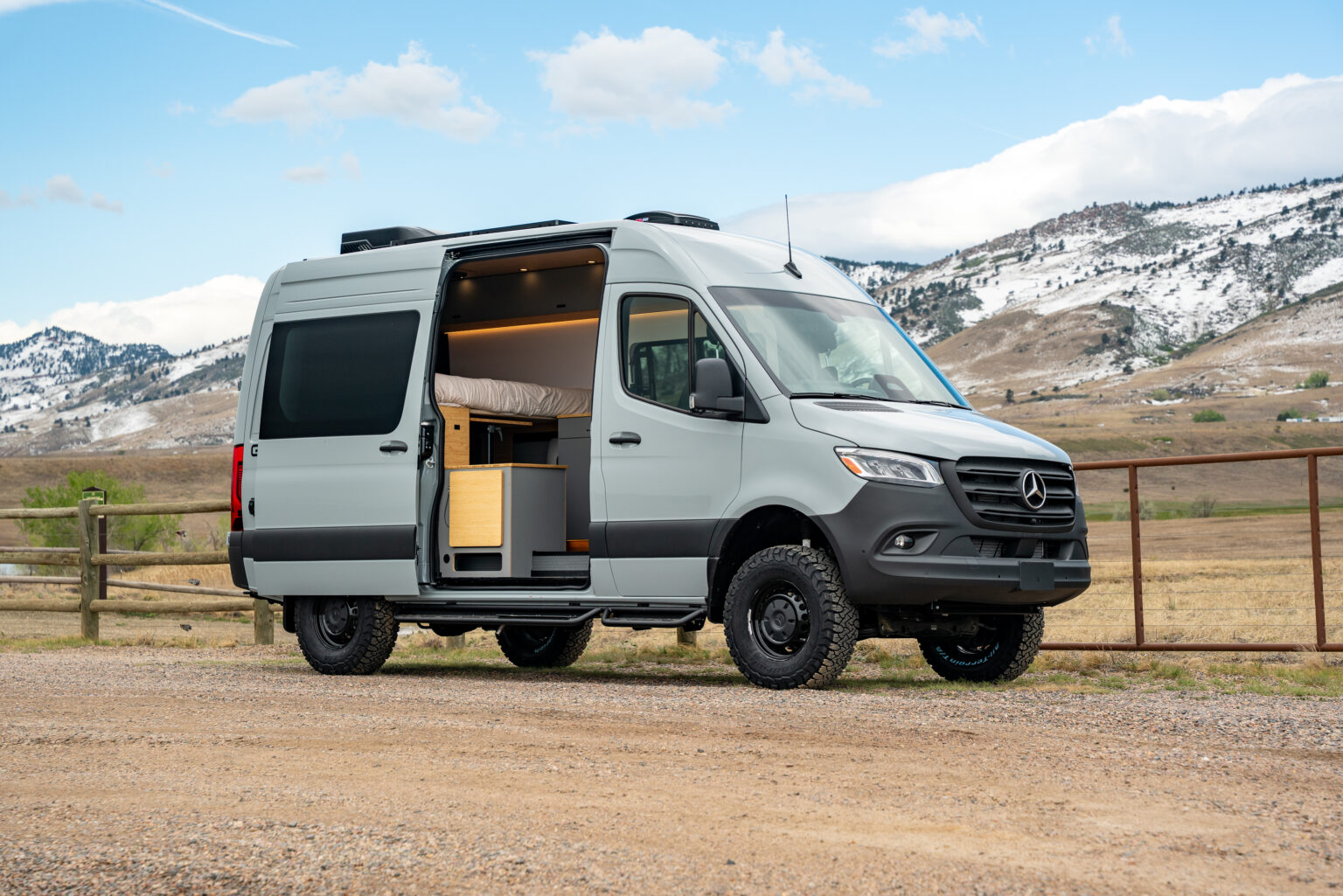 2026 Geotrek Flatiron Summit | Mercedes Sprinter 144 AWD