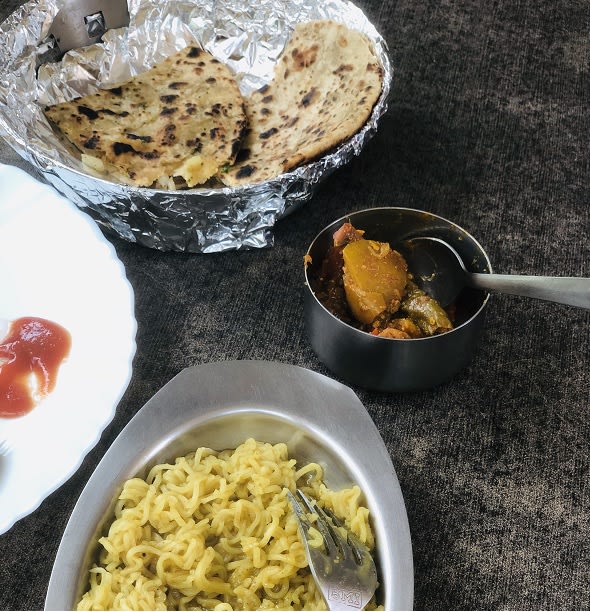 Food to eat in Dharamshala - Parathas and Maggi