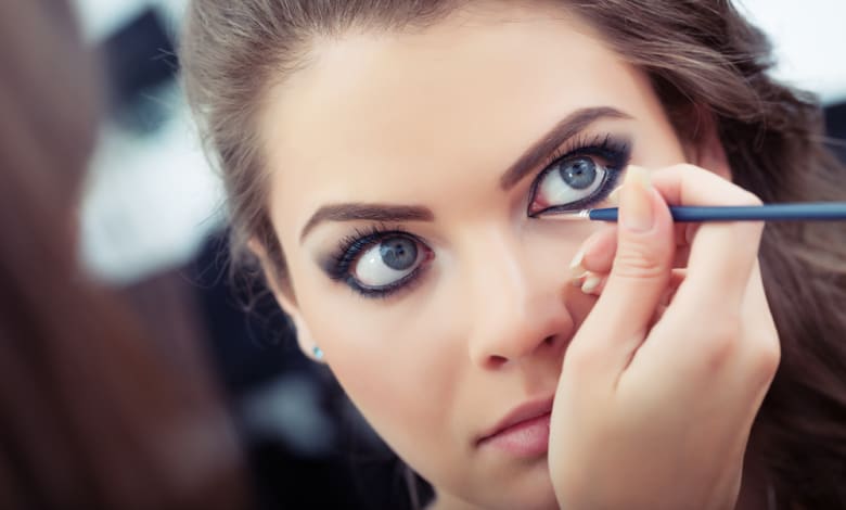 5 Best Kajals for Sexy Eyes