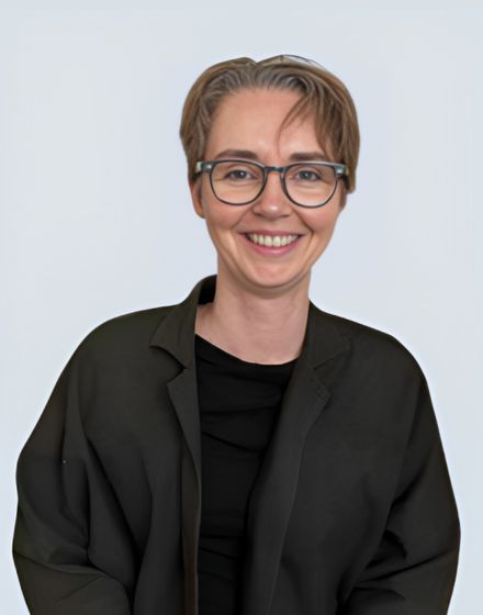 Claire Cummings