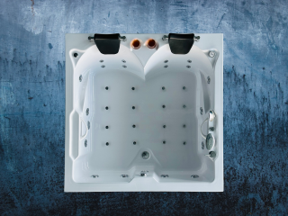 Jakuzi 149 X 149 H 60 — Çift Kişilik Jakuziler