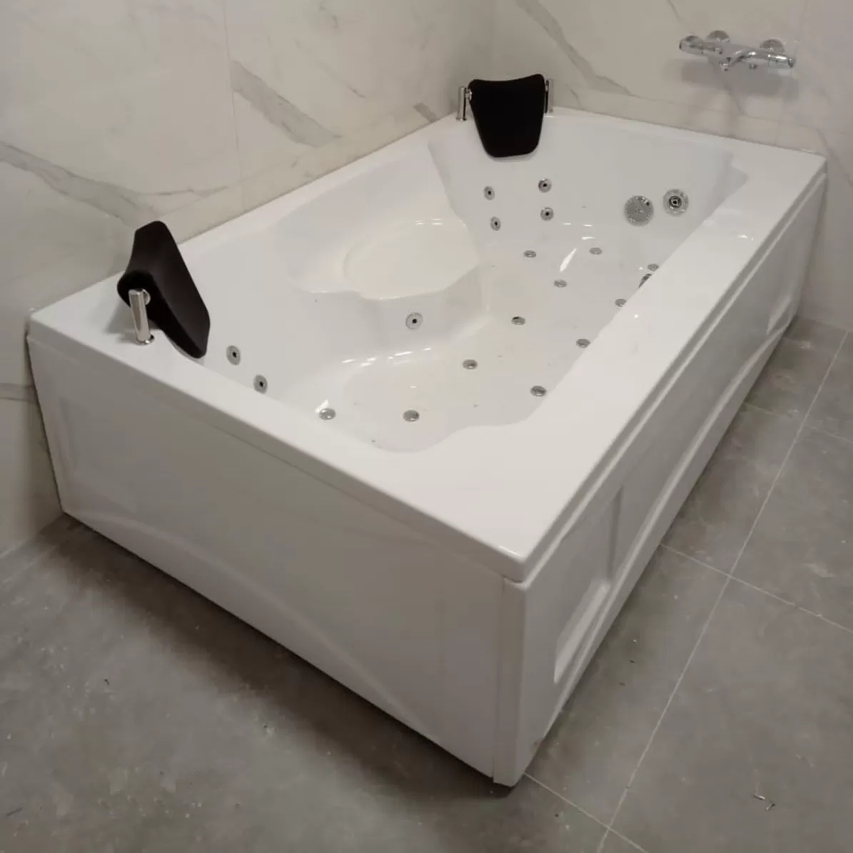 Kompakt ev tipi jakuzi 110x180 su tüketimi
