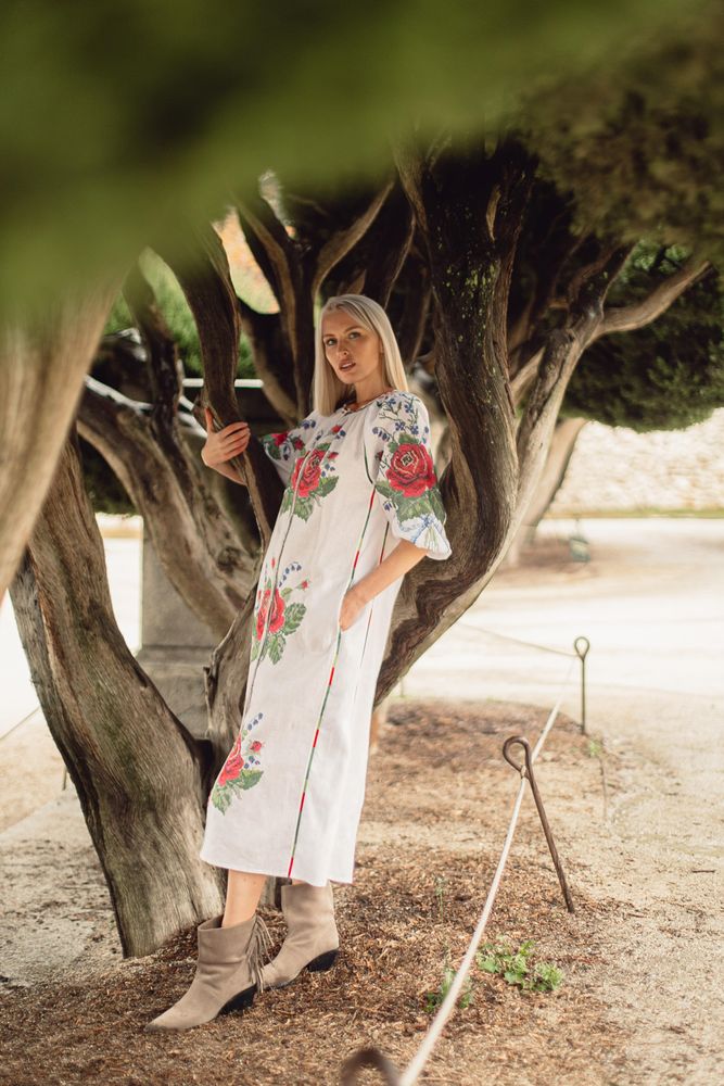 Vestido Tradicional Rosas
