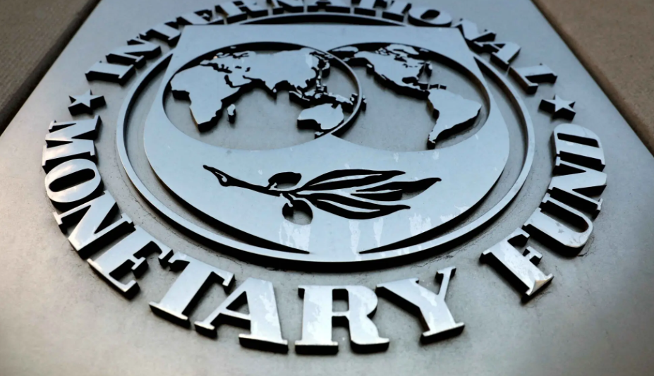 IMF: Pakistan’s Default Risk Declines Following Key Economic Reforms