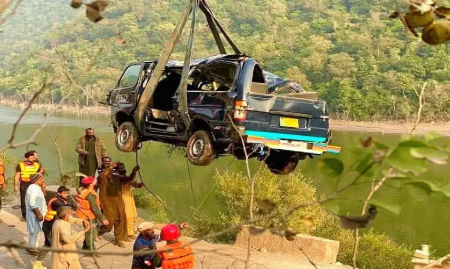 Rawalpindi: 4 Bodies Recovered After Van Plunges Into River Jhelum; 4 Others Feared Drowned