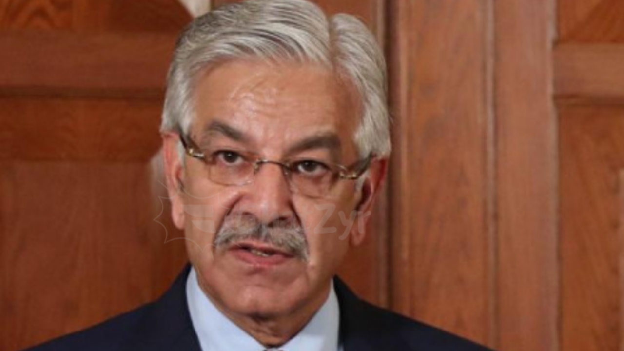 Pakistan Fully Prepared to Counter Threats on Eastern and Western Borders, Says Asif