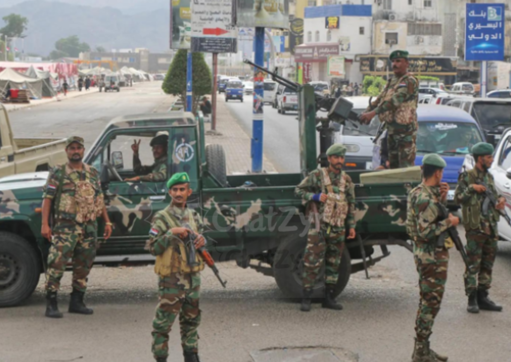 Yemen Airstrikes Kill 4, Hospital Sources Confirm as Separatist Leader Flees Amid Escalating Conflict
