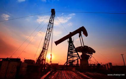 Oil Prices Sink Over 5% as Trump Pauses Iran Strike, Markets Eye Hormuz Reopening Deal