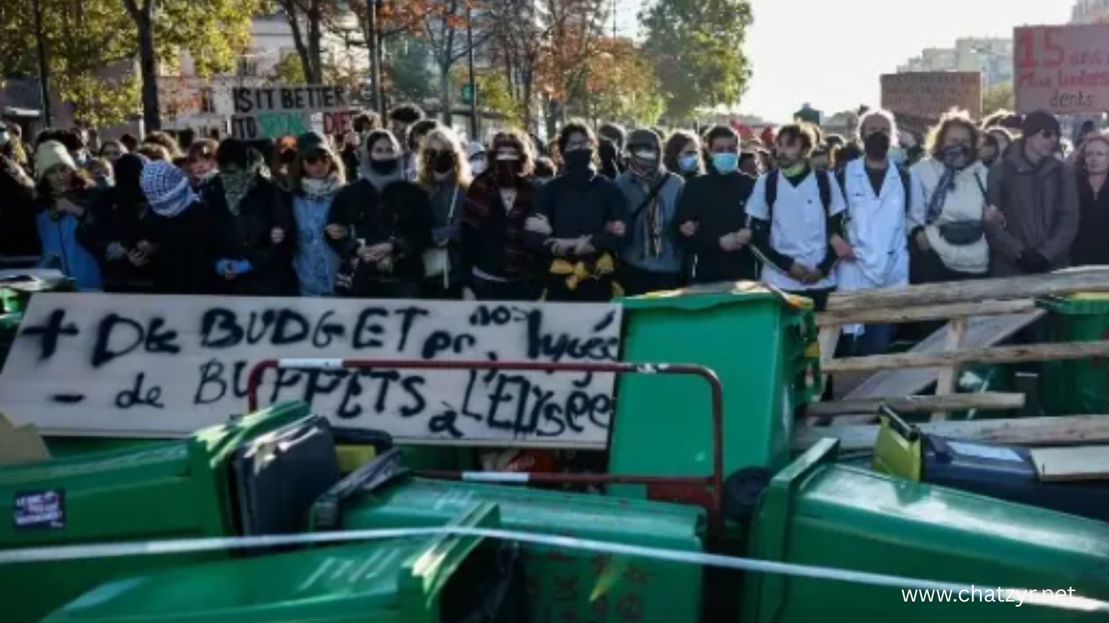French High School Students Plan Fresh Protests as School Crisis Deepens | ChatZyr