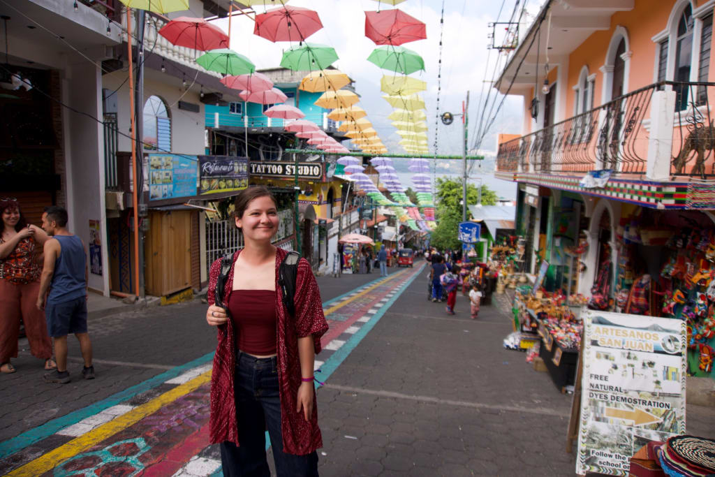 Calle de las Sombrillas in San Juan La Laguna