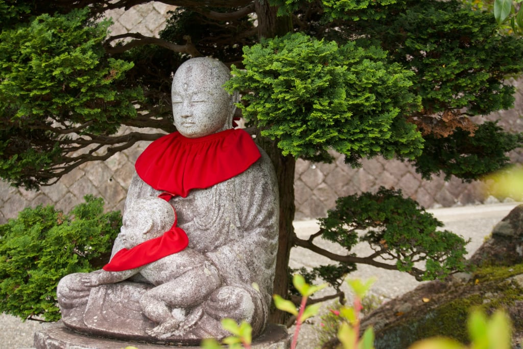 Buddha statues near Seiganto-ji