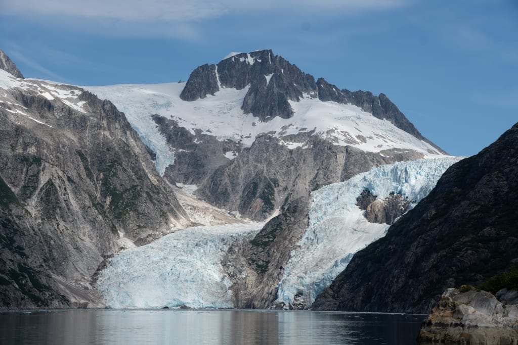 Approaching Northwestern Glacier by boat