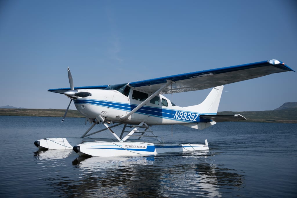 Float plane to Bear Camp in Katmai