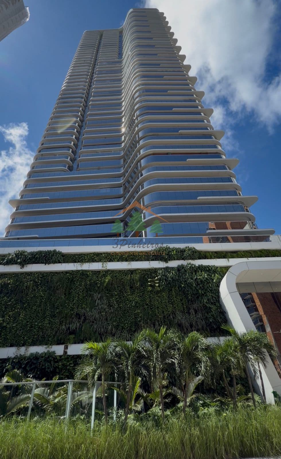 Apartamento de Luxo 5 Suítes na Beira Mar de Fortaleza - The One