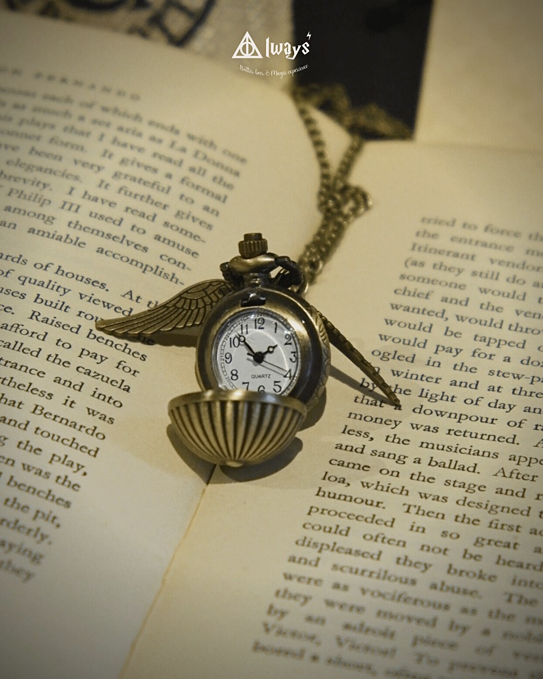 Vòng cổ đồng hồ Snitch