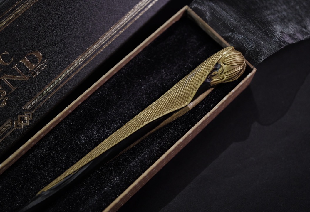 Golden Snitch Wand