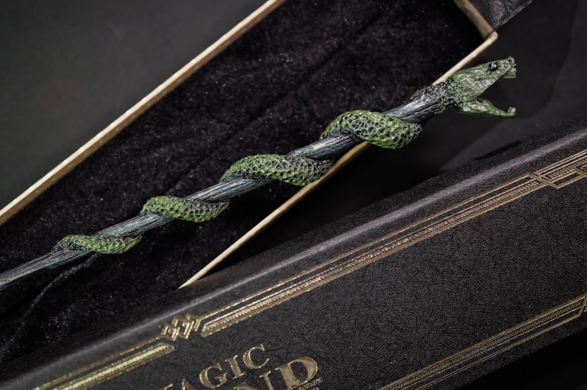 Slytherin Mascot Wand
