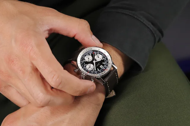 Sinn Spezialuhren Brings Back the Iconic Navigation