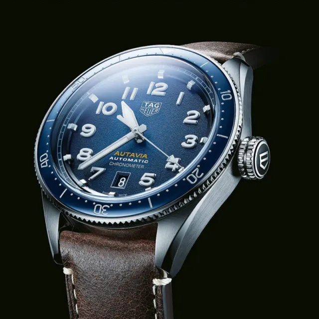 A Cockpit Instrument for Your Wrist: Reviewing the TAG Heuer