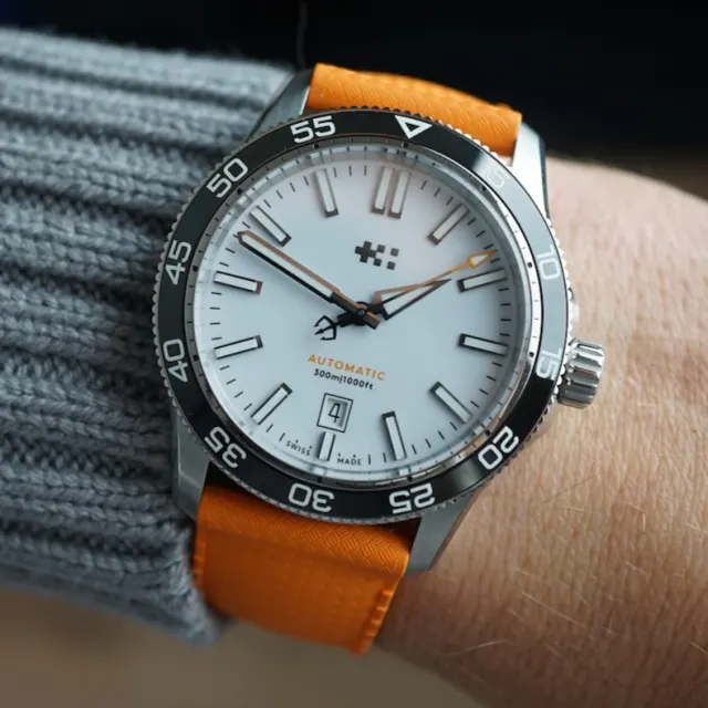 Hands-On with the Christopher Ward C60 Trident Pro 300 | WatchTime